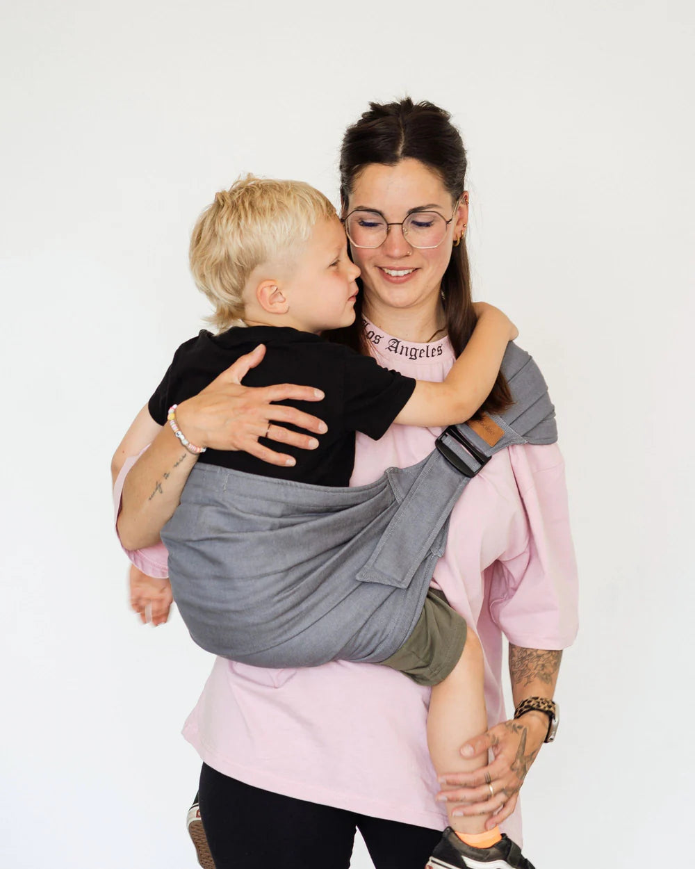 ShoulderScout® – Hands-Free Toddler Carrier